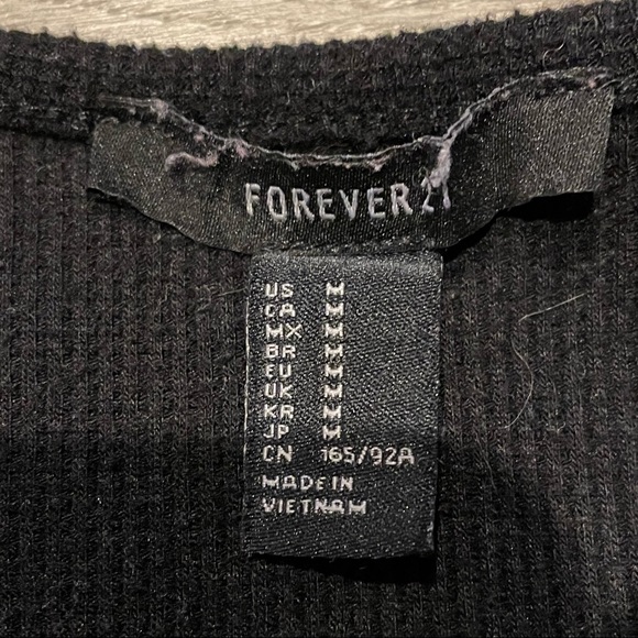 Women’s Forever 21 Cropped Waffle Shirt - Picture 3 of 3